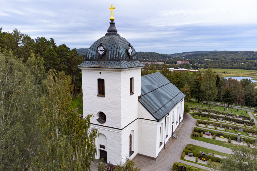 von oben betrachtet, Kirche von Selnager